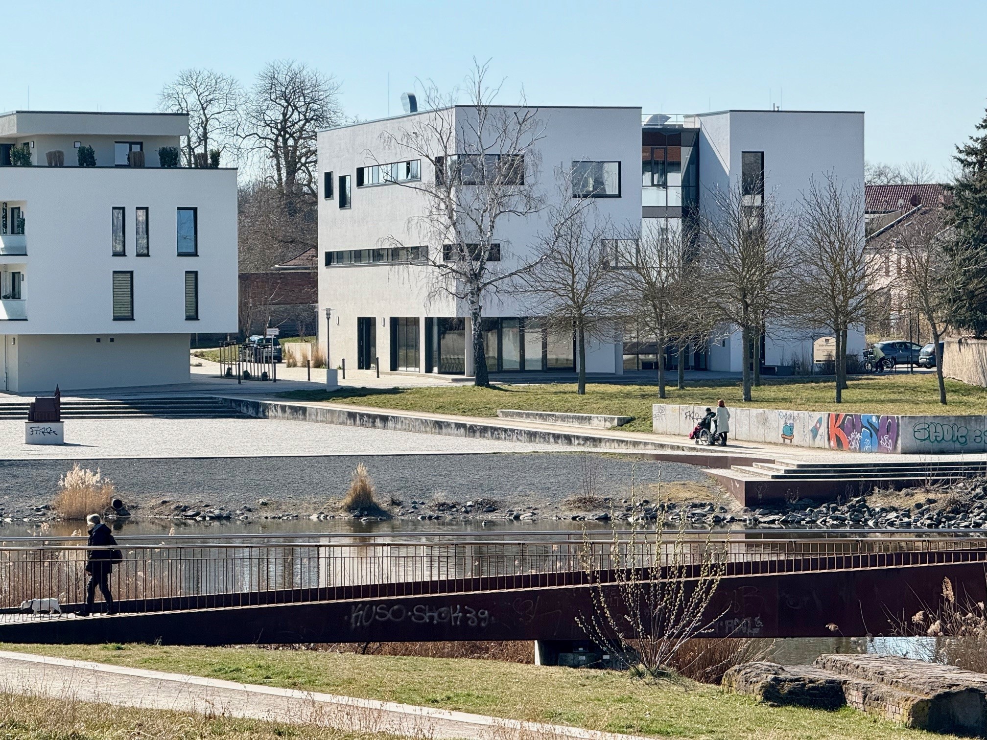 Der Stadtsee im Zentrum von Staßfurt.
