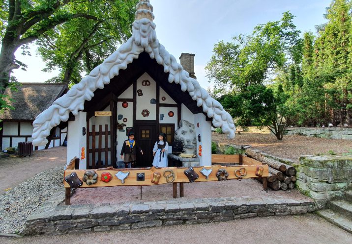 Hänsel und Gretel im Märchengarten Bernburg ©Bernburger Freizeit GmbH